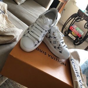 Louis Vuitton shoes size 38 women